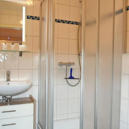 Mit Kamin Am Selliner Seepark Appartement *