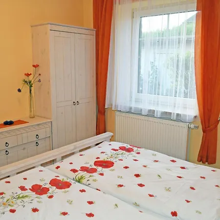 Mit Kamin Am Selliner Seepark