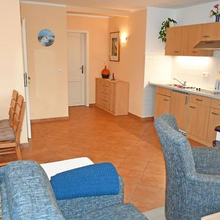 Mit Kamin Am Selliner Seepark