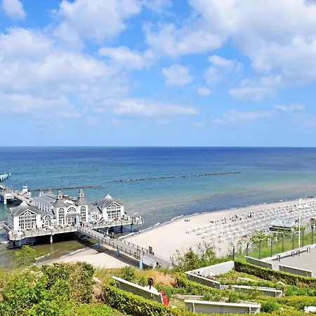 Mit Kamin Am Selliner Seepark *