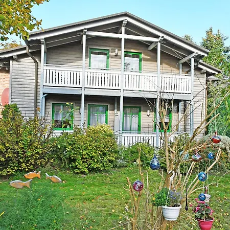 Проживание в семье Mit Kamin Am Selliner Seepark *