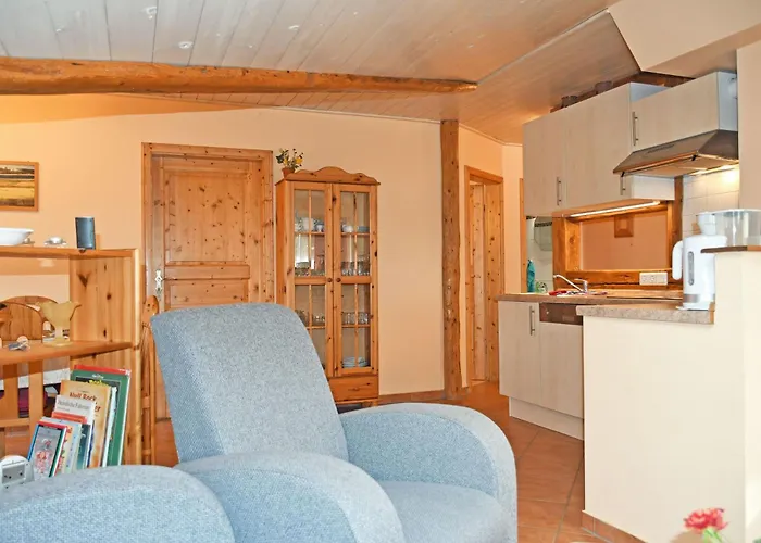 Проживание в семье Mit Kamin Am Selliner Seepark Зеллин