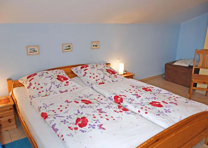 Mit Kamin Am Selliner Seepark Проживание в семье Зеллин