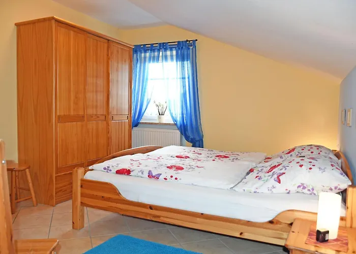 Mit Kamin Am Selliner Seepark * Зеллин